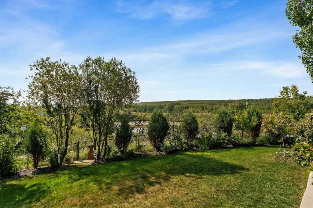 MLS® A2254516 - 53 Val Gardena View SW in Springbank Hill Calgary, Residential