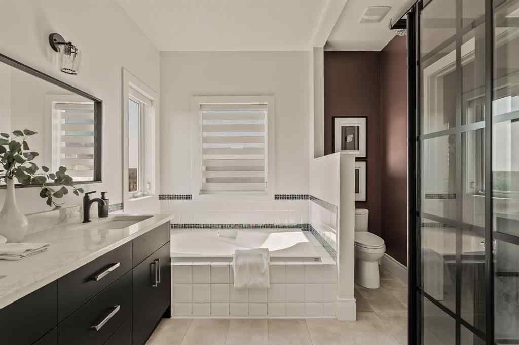 MLS® A2254516 - 53 Val Gardena View SW in Springbank Hill Calgary, Residential