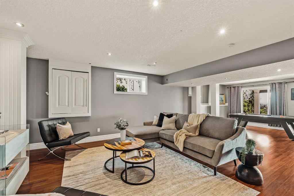 MLS® A2254516 - 53 Val Gardena View SW in Springbank Hill Calgary, Residential