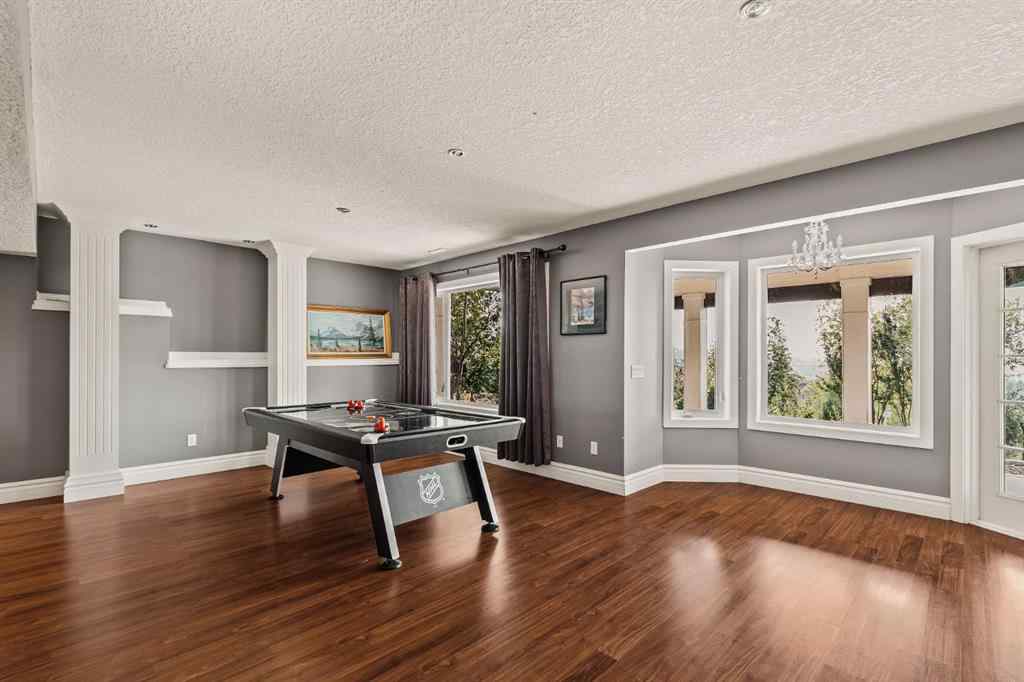 MLS® A2254516 - 53 Val Gardena View SW in Springbank Hill Calgary, Residential