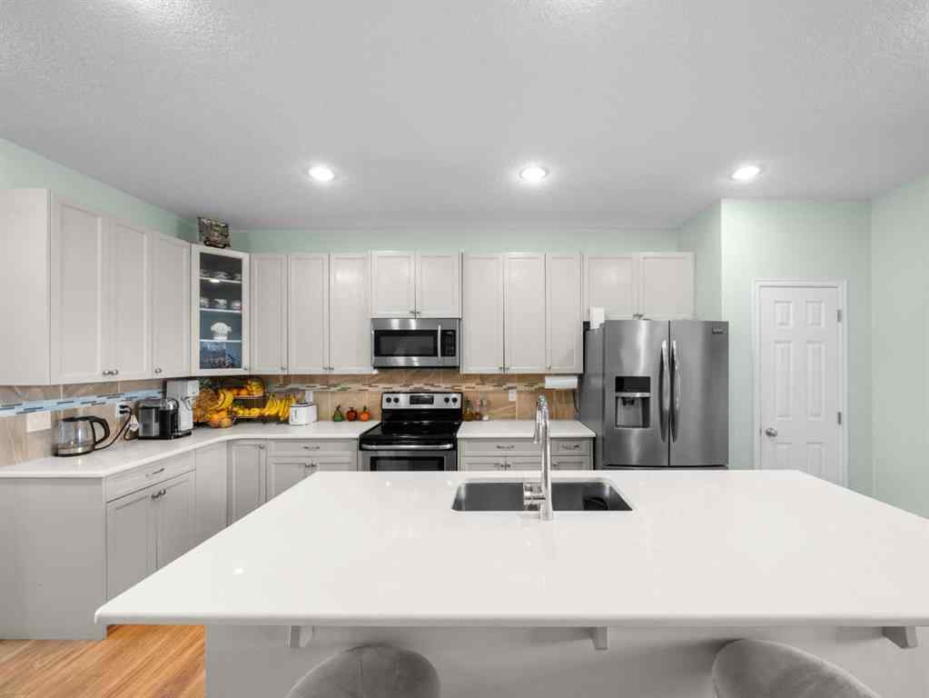 MLS® A2254520 - 1585 Legacy Circle SE in Legacy Calgary, Residential