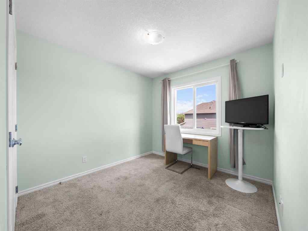 MLS® A2254520 - 1585 Legacy Circle SE in Legacy Calgary, Residential