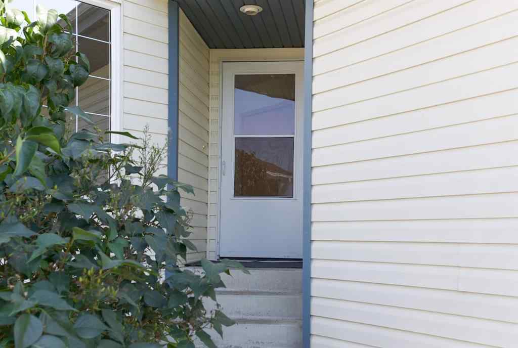 MLS® A2254521 - 4605 44 Street  in Palo Sylvan Lake, Residential