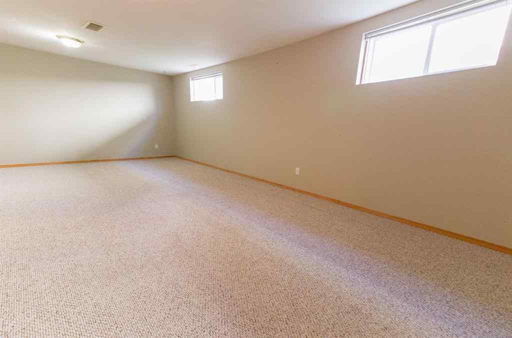 MLS® A2254521 - 4605 44 Street  in Palo Sylvan Lake, Residential