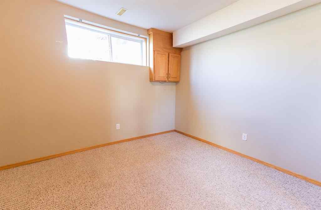 MLS® A2254521 - 4605 44 Street  in Palo Sylvan Lake, Residential