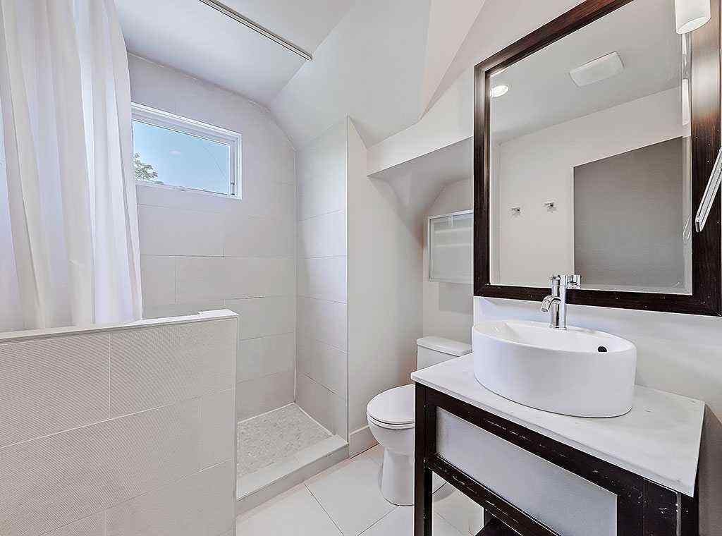 MLS® A2254522 - 2109 14A Street SW in Bankview Calgary, Residential