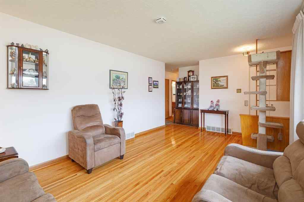 MLS® A2254529 - 4611 Greenhill Crescent NE in Greenview Calgary, Residential