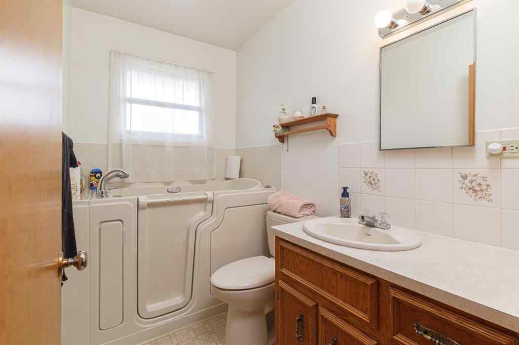 MLS® A2254529 - 4611 Greenhill Crescent NE in Greenview Calgary, Residential