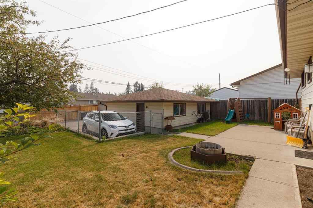 MLS® A2254529 - 4611 Greenhill Crescent NE in Greenview Calgary, Residential