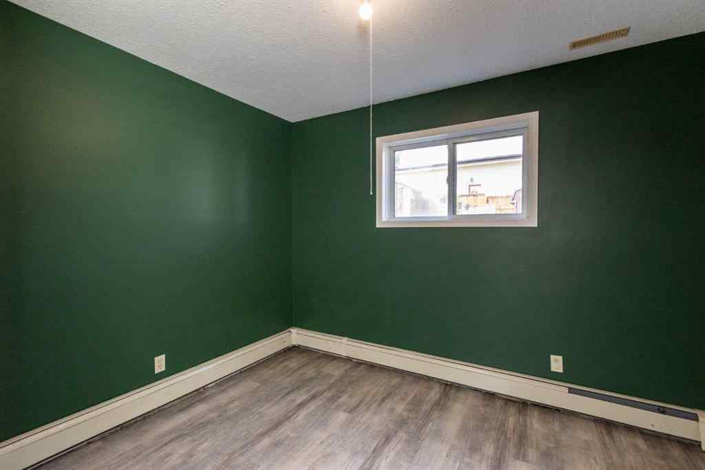 MLS® A2254536 - 5302 36A Street  in South Innisfail Innisfail, Residential