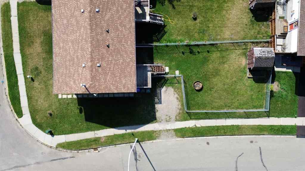 MLS® A2254536 - 5302 36A Street  in South Innisfail Innisfail, Residential