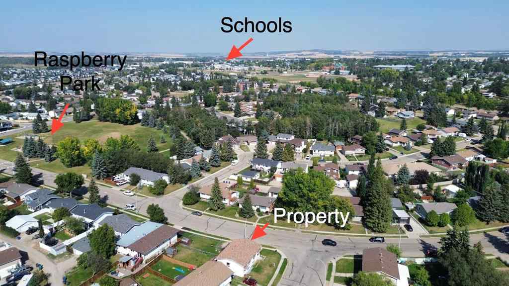 MLS® A2254536 - 5302 36A Street  in South Innisfail Innisfail, Residential
