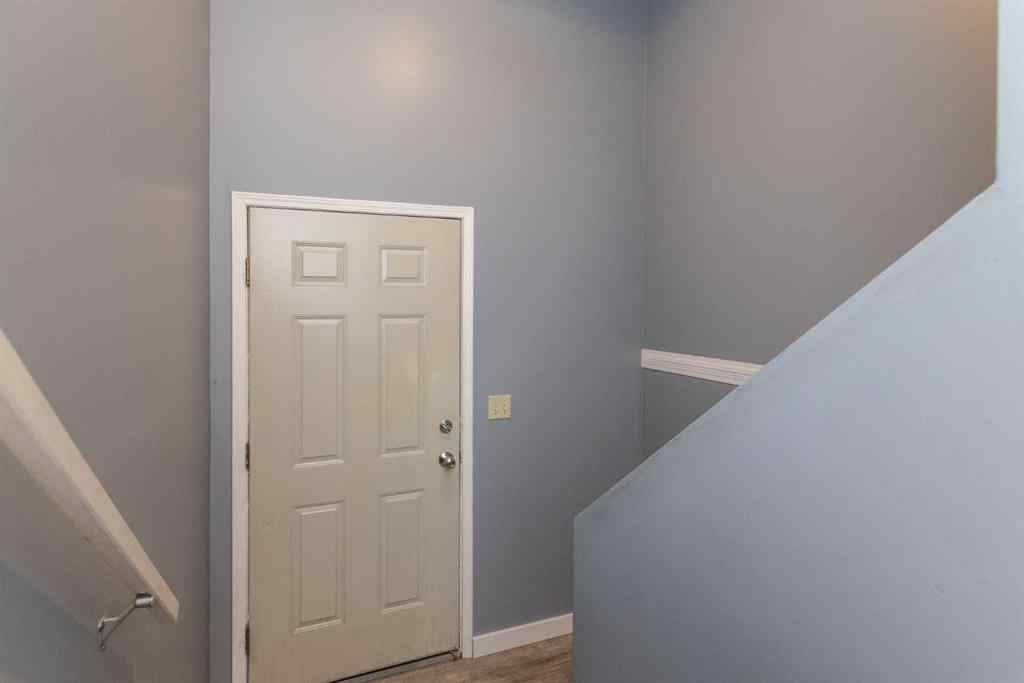 MLS® A2254536 - 5302 36A Street  in South Innisfail Innisfail, Residential
