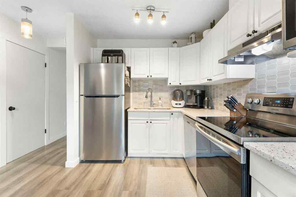 MLS® A2254540 - 1324 Ranchlands Way NW in Ranchlands Calgary, Residential