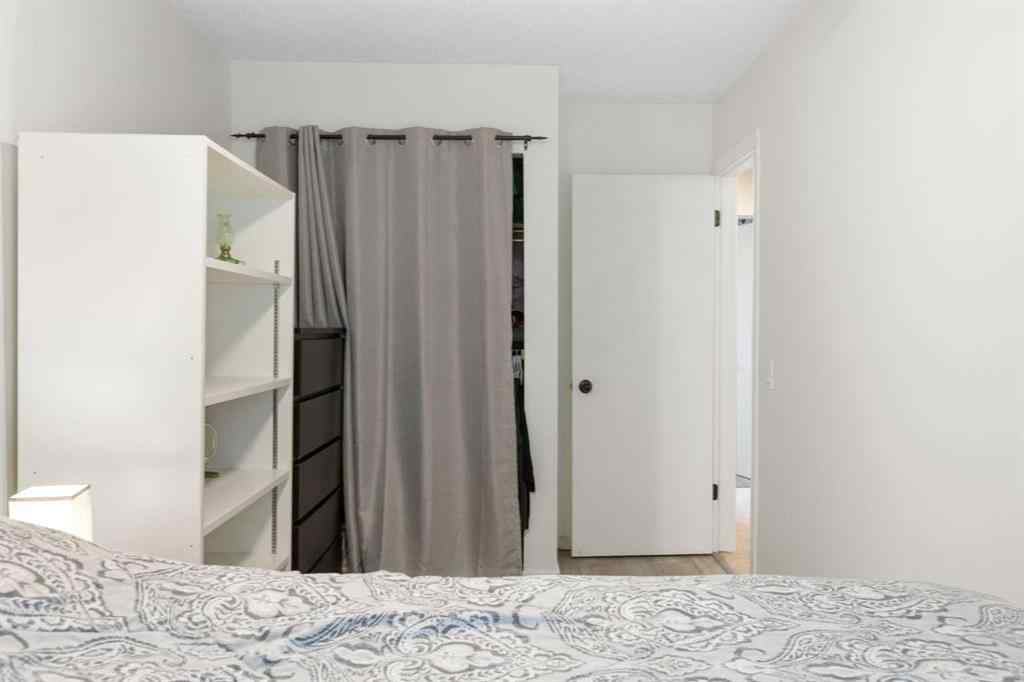 MLS® A2254540 - 1324 Ranchlands Way NW in Ranchlands Calgary, Residential