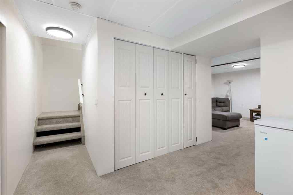 MLS® A2254540 - 1324 Ranchlands Way NW in Ranchlands Calgary, Residential