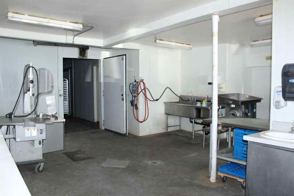 MLS® A2254541 - 219 Centre   in NONE Vulcan, Commercial