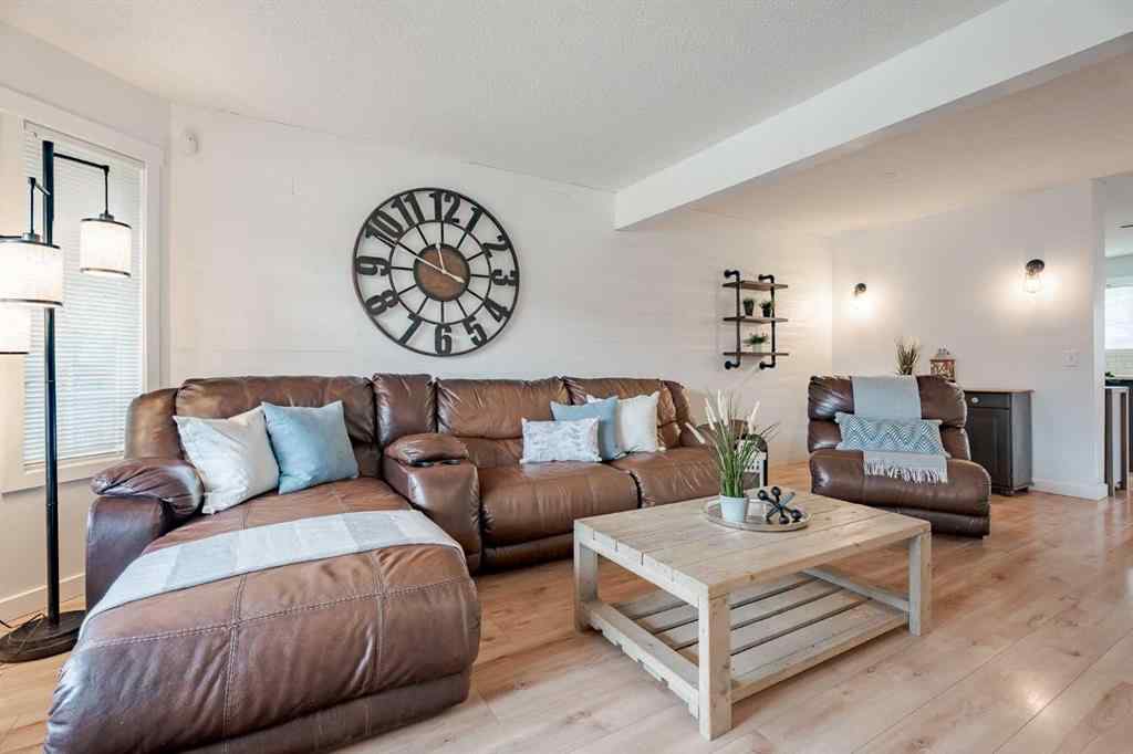MLS® A2254544 - 93 Evansford Circle NW in Evanston Calgary, Residential
