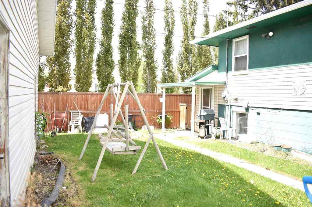 MLS® A2254549 - 8543 Bowness Road NW in Bowness Calgary, Residential