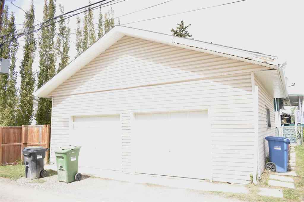 MLS® A2254549 - 8543 Bowness Road NW in Bowness Calgary, Residential