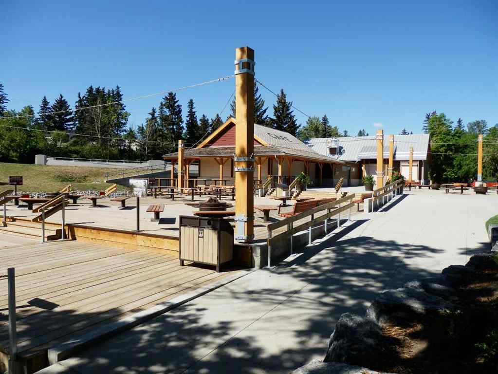 MLS® A2254549 - 8543 Bowness Road NW in Bowness Calgary, Residential