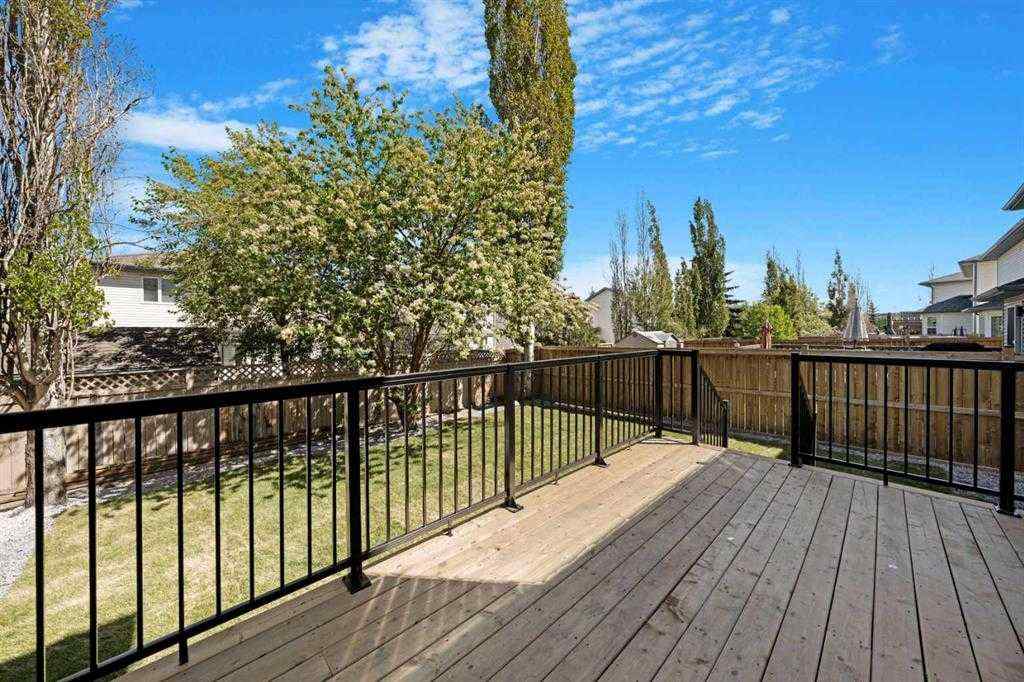MLS® A2254551 - 136 DOUGLAS RIDGE Green SE in Douglasdale/Glen Calgary, Residential