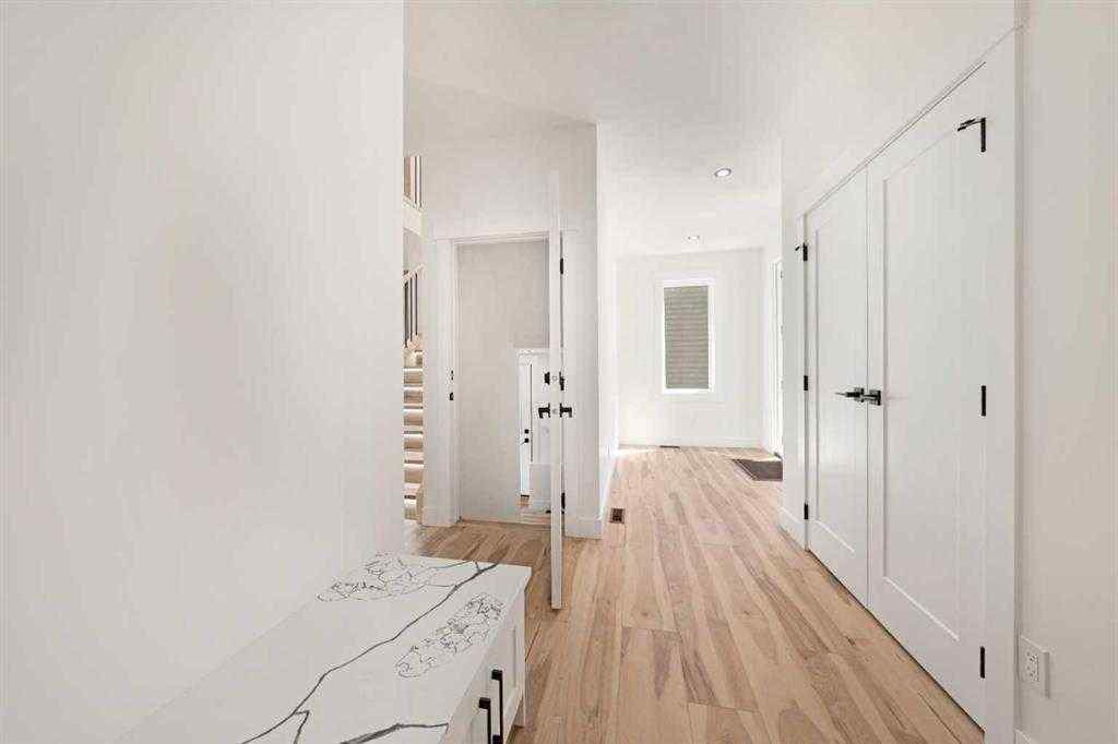 MLS® A2254551 - 136 DOUGLAS RIDGE Green SE in Douglasdale/Glen Calgary, Residential
