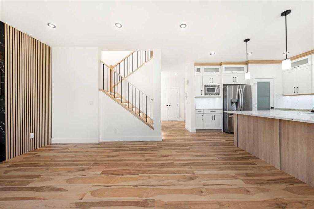 MLS® A2254551 - 136 DOUGLAS RIDGE Green SE in Douglasdale/Glen Calgary, Residential