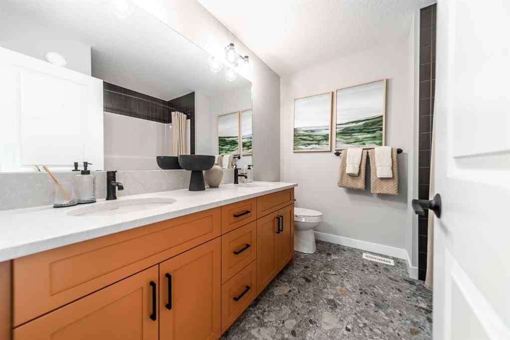 MLS® A2254552 - 207 Lucas Common NW in Livingston Calgary, Residential