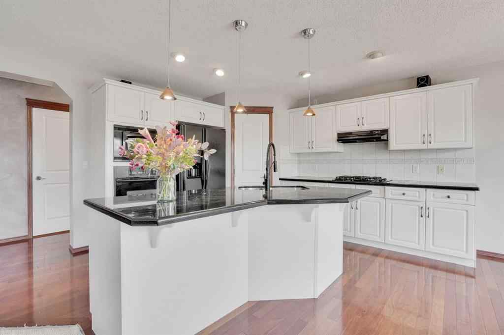 MLS® A2254554 - 161 Panamount Close NW in Panorama Hills Calgary, Residential