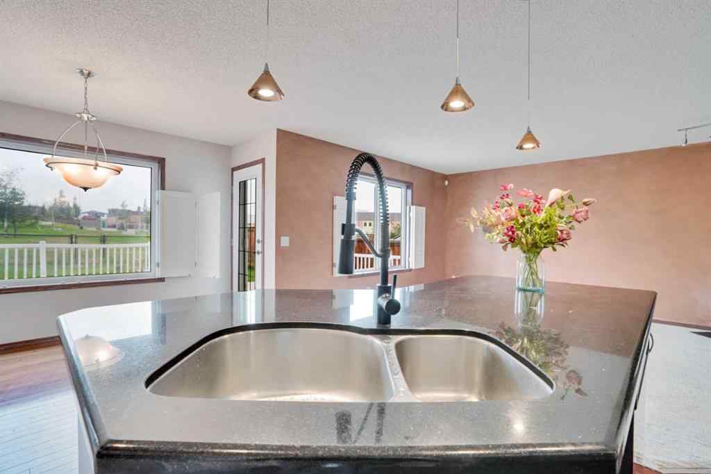 MLS® A2254554 - 161 Panamount Close NW in Panorama Hills Calgary, Residential