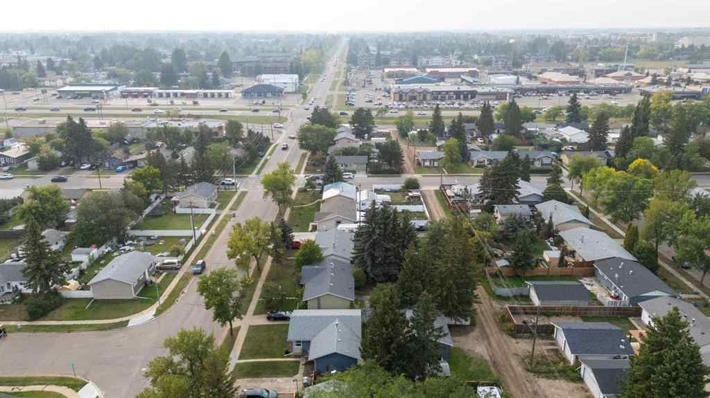 MLS® A2254556 - 4812 36 Street  in Larsen Grove Lloydminster, Residential