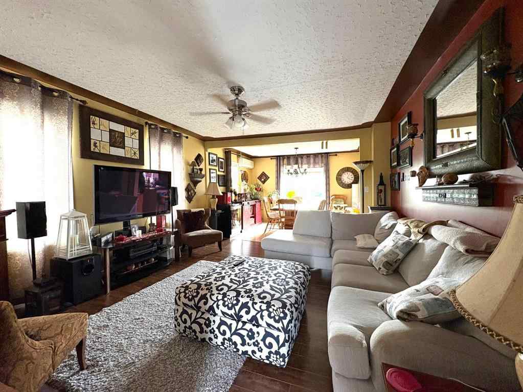 MLS® A2254559 - 205 3 Avenue E in NONE Oyen, Residential