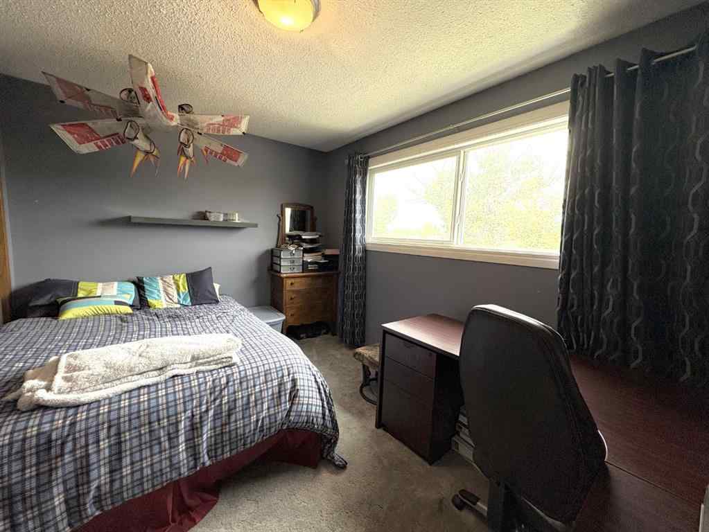 MLS® A2254559 - 205 3 Avenue E in NONE Oyen, Residential