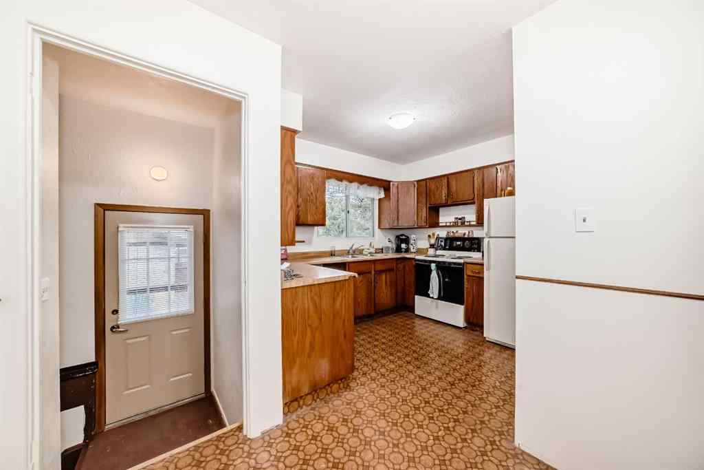 MLS® A2254568 - 51 Ferncliff Crescent SE in Fairview Calgary, Residential