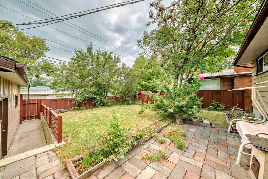 MLS® A2254568 - 51 Ferncliff Crescent SE in Fairview Calgary, Residential