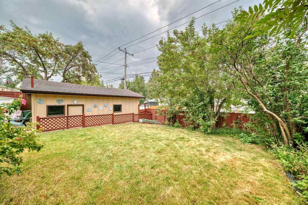 MLS® A2254568 - 51 Ferncliff Crescent SE in Fairview Calgary, Residential