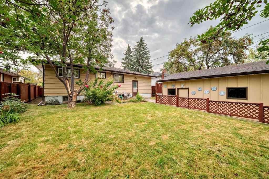 MLS® A2254568 - 51 Ferncliff Crescent SE in Fairview Calgary, Residential