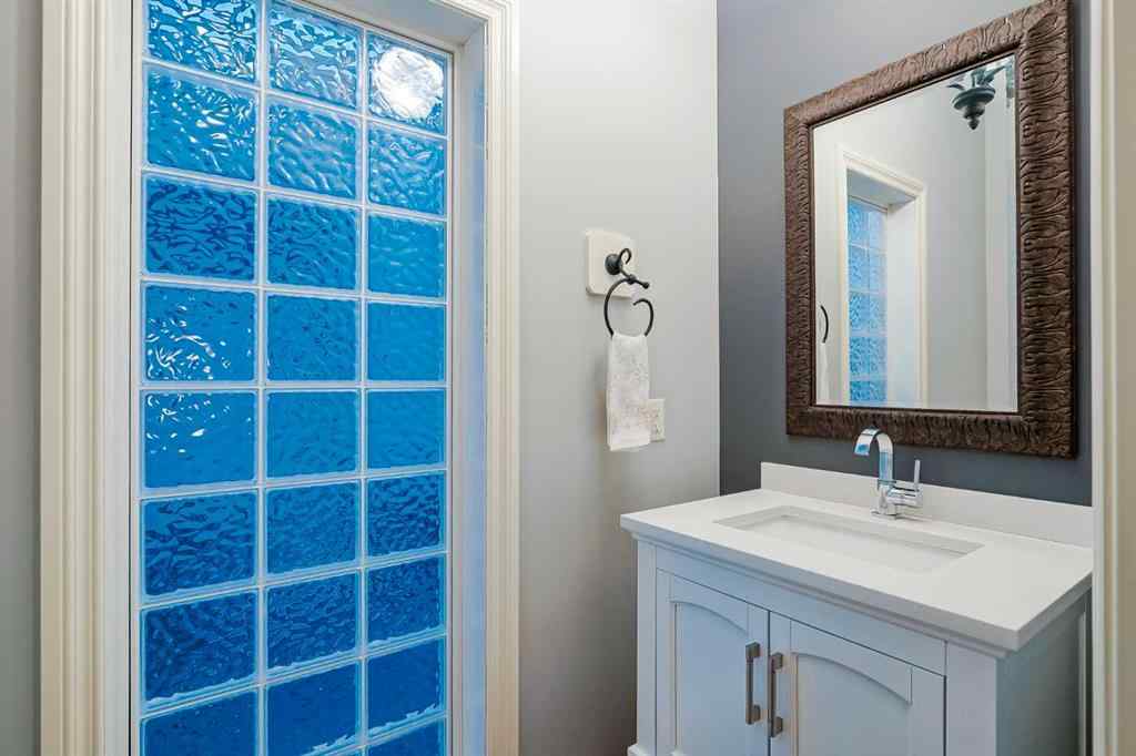 MLS® A2254570 - 231 Railway Close SE in NONE Langdon, Residential