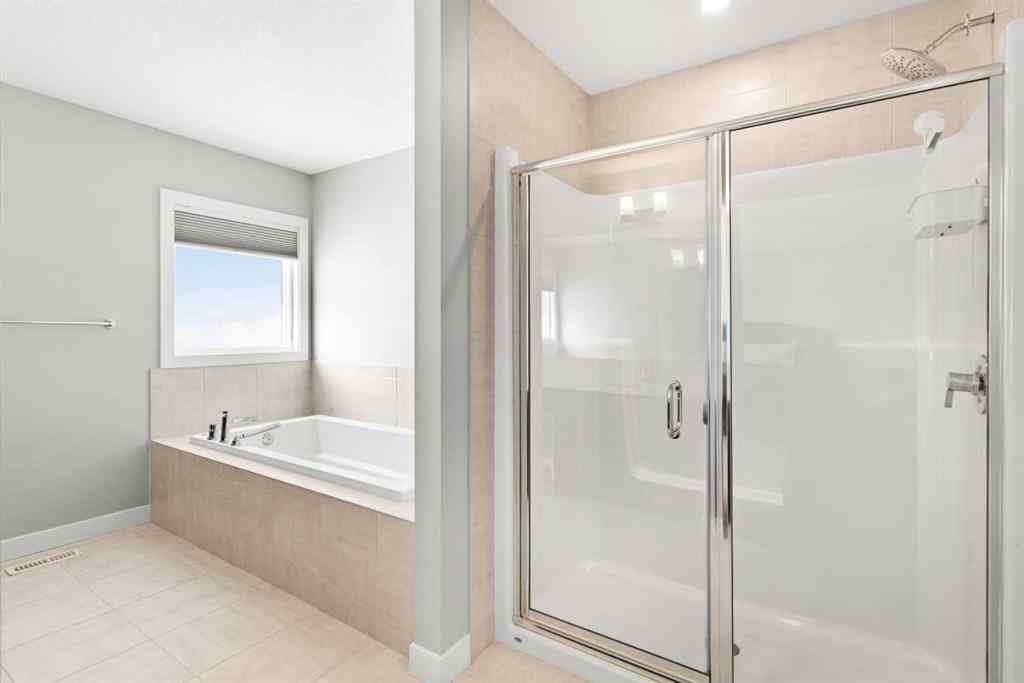 MLS® A2254571 - 263 Chelsea Heath  in Chelsea_CH Chestermere, Residential