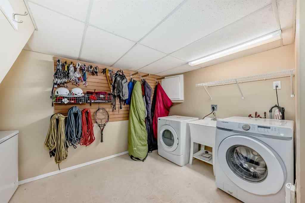 MLS® A2254575 - 51 Holden Road SW in Haysboro Calgary, Residential