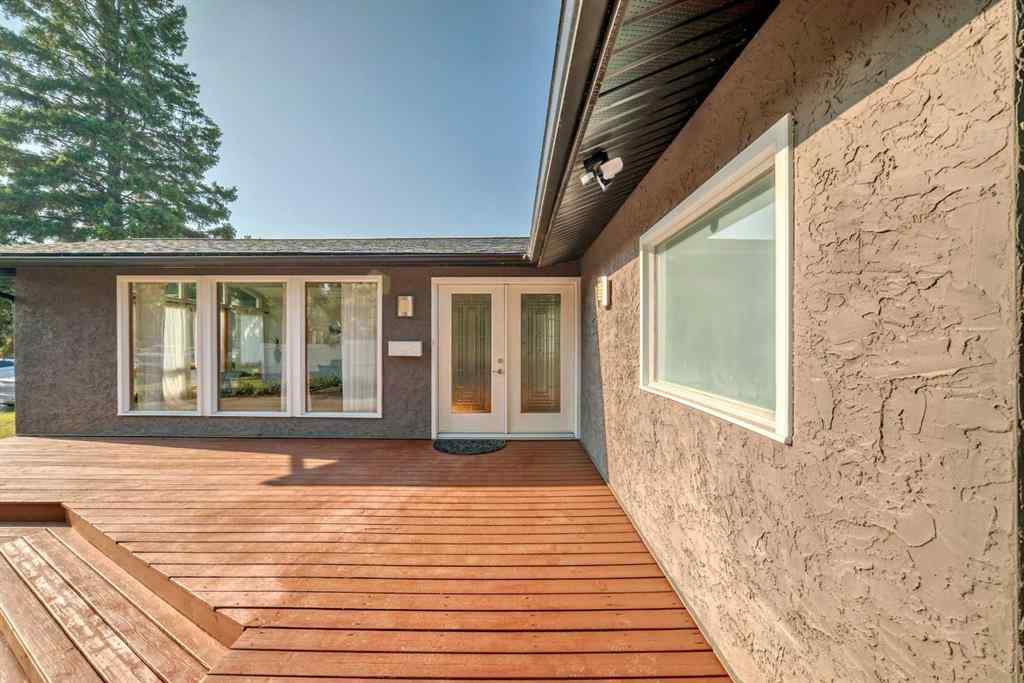 MLS® A2254575 - 51 Holden Road SW in Haysboro Calgary, Residential