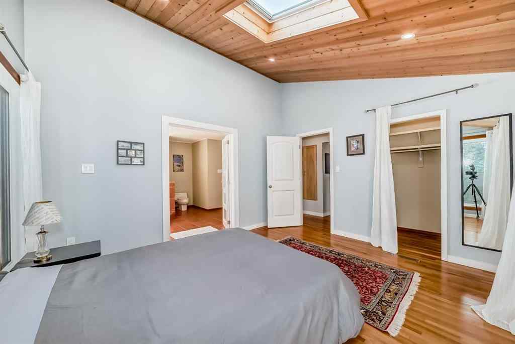 MLS® A2254575 - 51 Holden Road SW in Haysboro Calgary, Residential