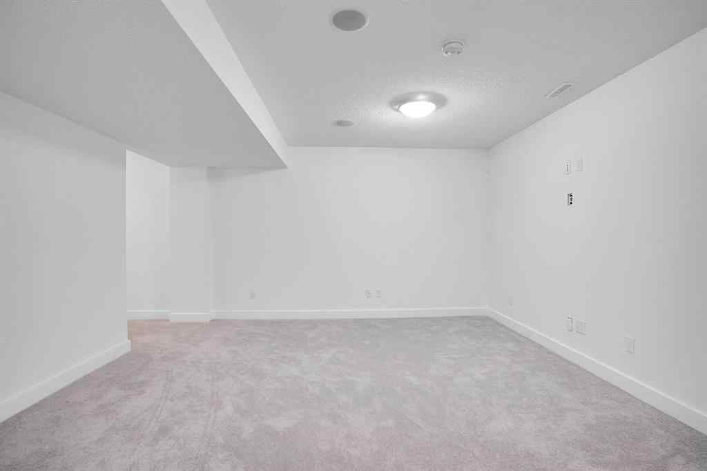 MLS® A2254576 - 1772 New Brighton Drive SE in New Brighton Calgary, Residential