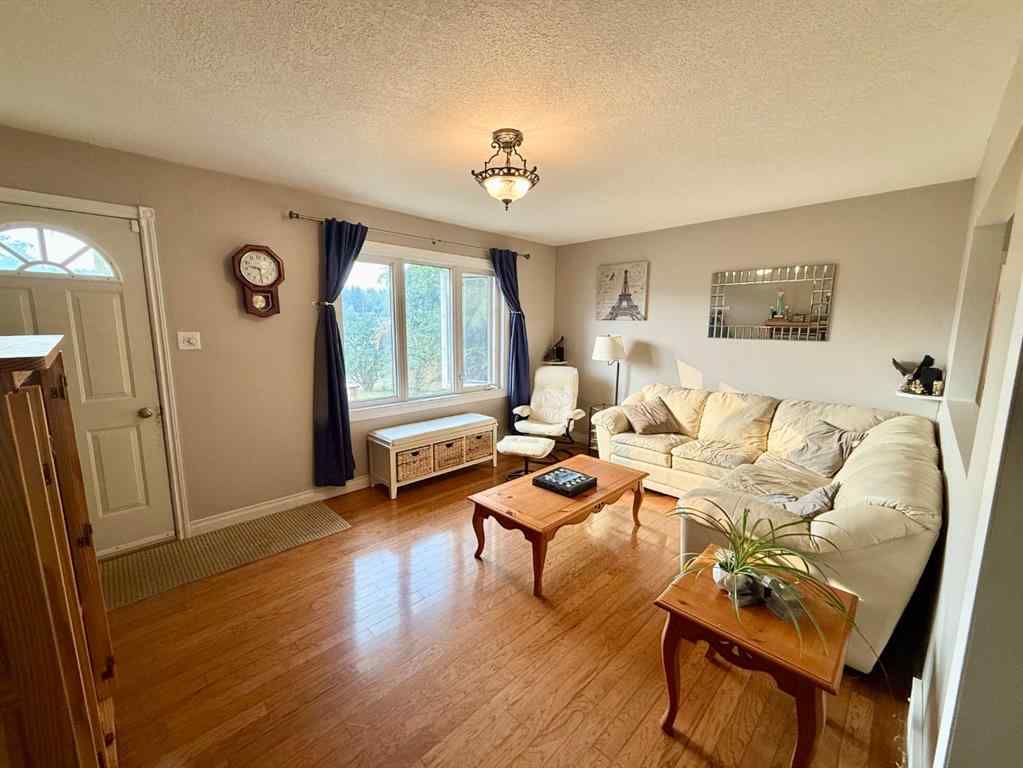 MLS® A2254586 - 109 CADOMIN Square  in Hillcrest Hinton, Residential