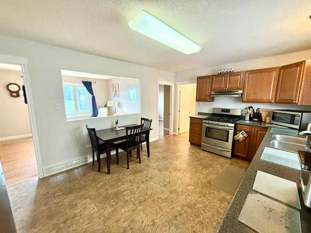 MLS® A2254586 - 109 CADOMIN Square  in Hillcrest Hinton, Residential