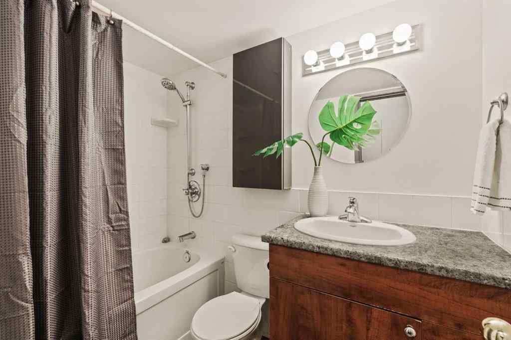 MLS® A2254592 - Unit #3 927 19 Avenue SW in Lower Mount Royal Calgary, Residential