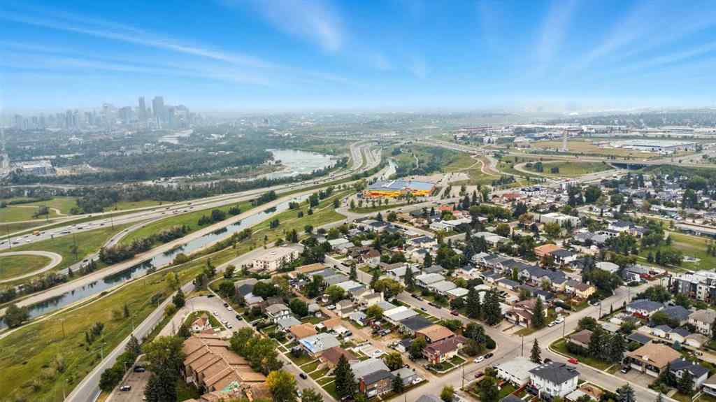 MLS® A2254596 - 2635 14 Avenue SE in Albert Park/Radisson Heights Calgary, Residential