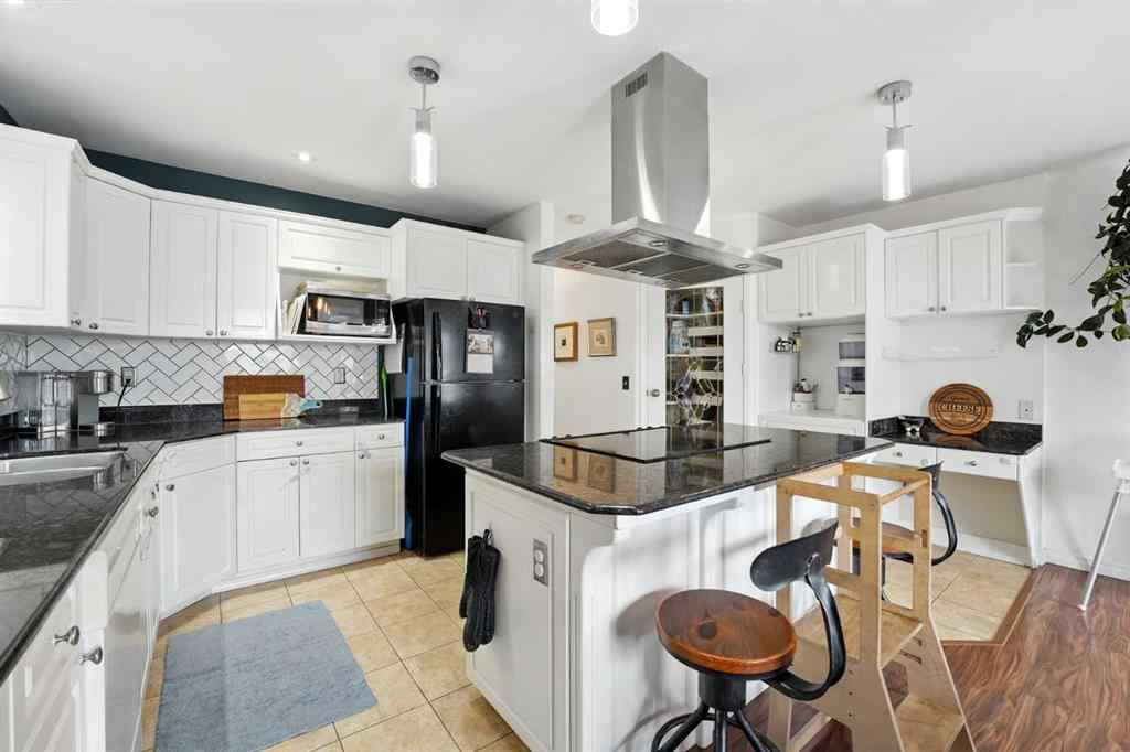 MLS® A2254596 - 2635 14 Avenue SE in Albert Park/Radisson Heights Calgary, Residential