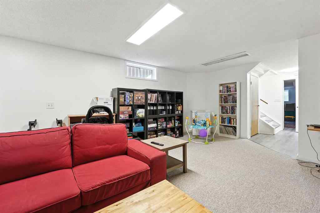 MLS® A2254596 - 2635 14 Avenue SE in Albert Park/Radisson Heights Calgary, Residential